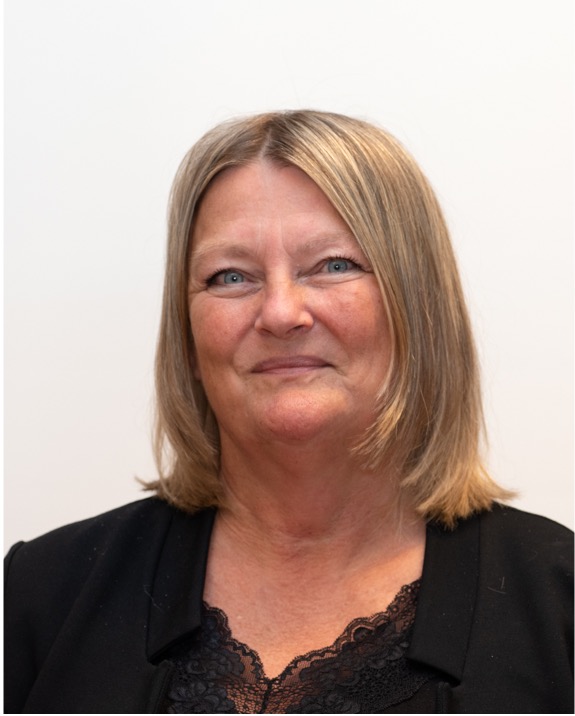 Yvonne Bark